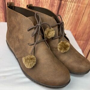 Soft style A hush puppies company brown lace booties with pompoms size 6.5